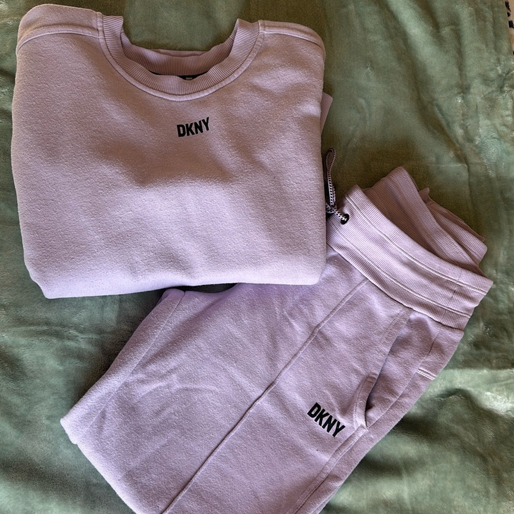 DKNY XS Jogger Set
